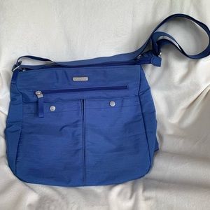 Baggallini Snap It crossbody.